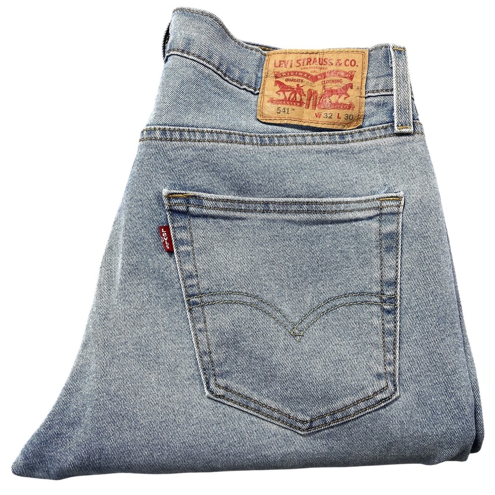 Levis 541 Jeans Mens 32x30 Blue Light Wash Athletic Tapered Stretch Denim Pants